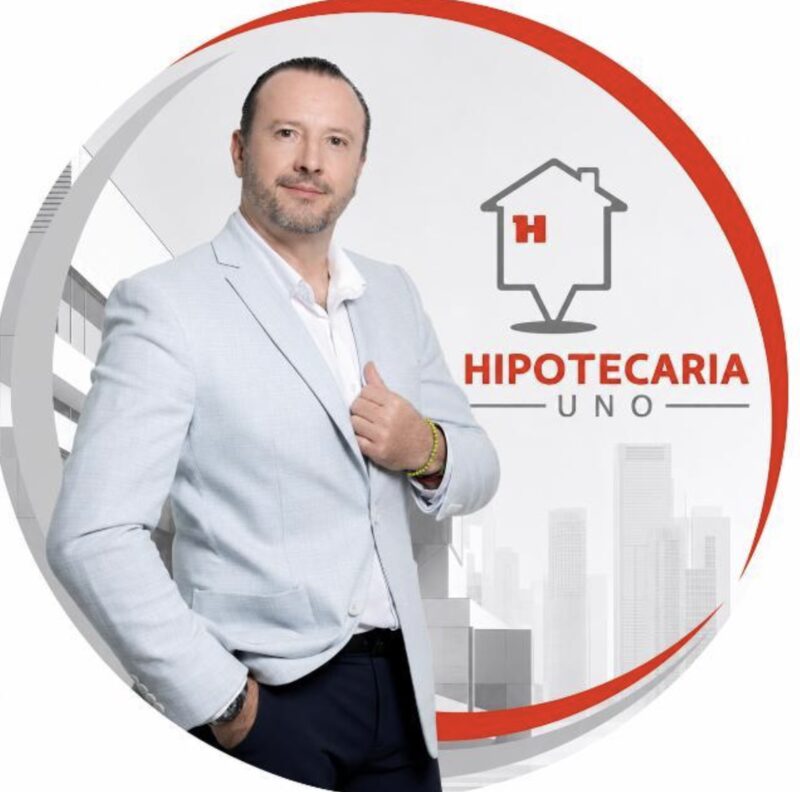 Carlos Urquidi Gaytán